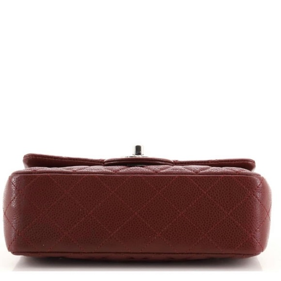 CHANEL MINI RECTANGULAR SINGLE FLAP RED CAVIAR WITH FOUR GROMMETS - Picture 4 of 9